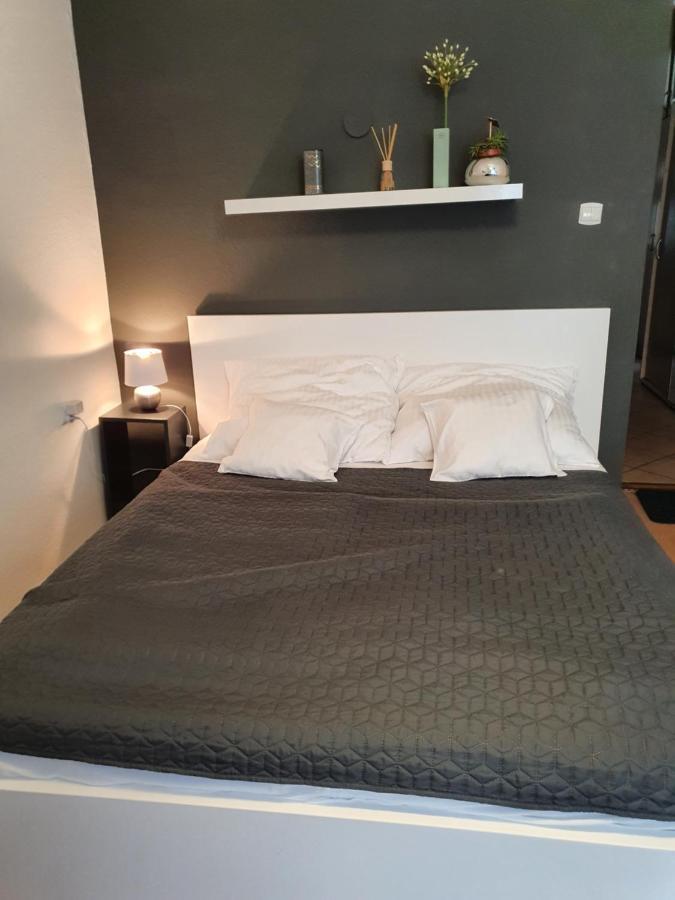 Boesix Apartman Budapest Esterno foto