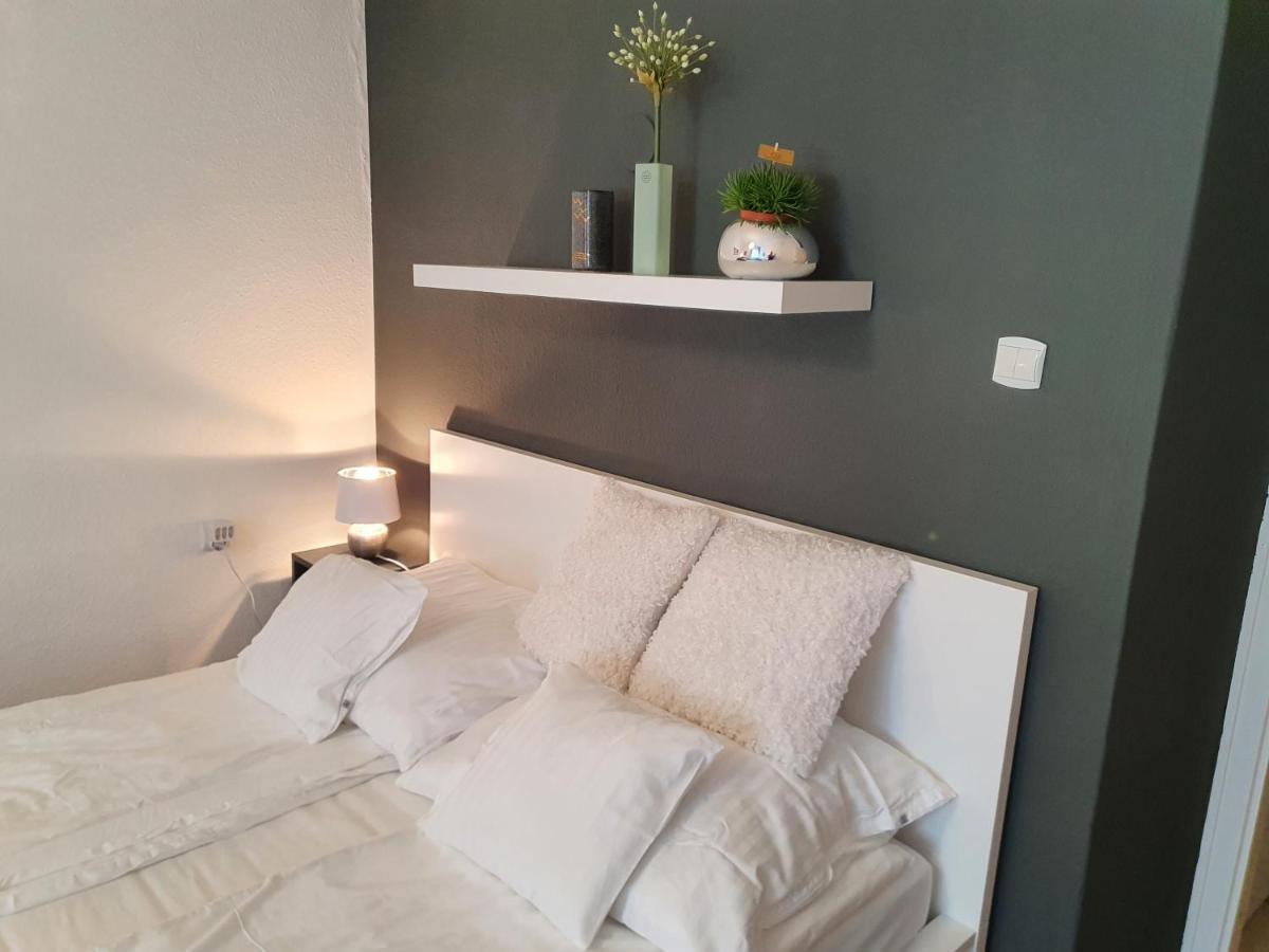 Boesix Apartman Budapest Esterno foto
